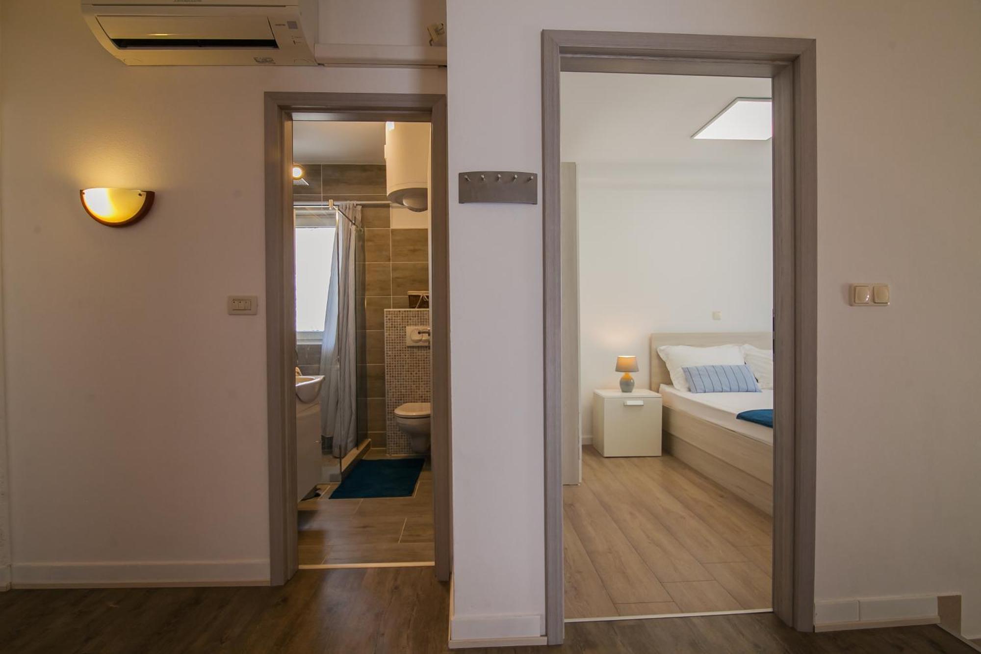 Helvetia Sunny Apartments Μπολ Εξωτερικό φωτογραφία