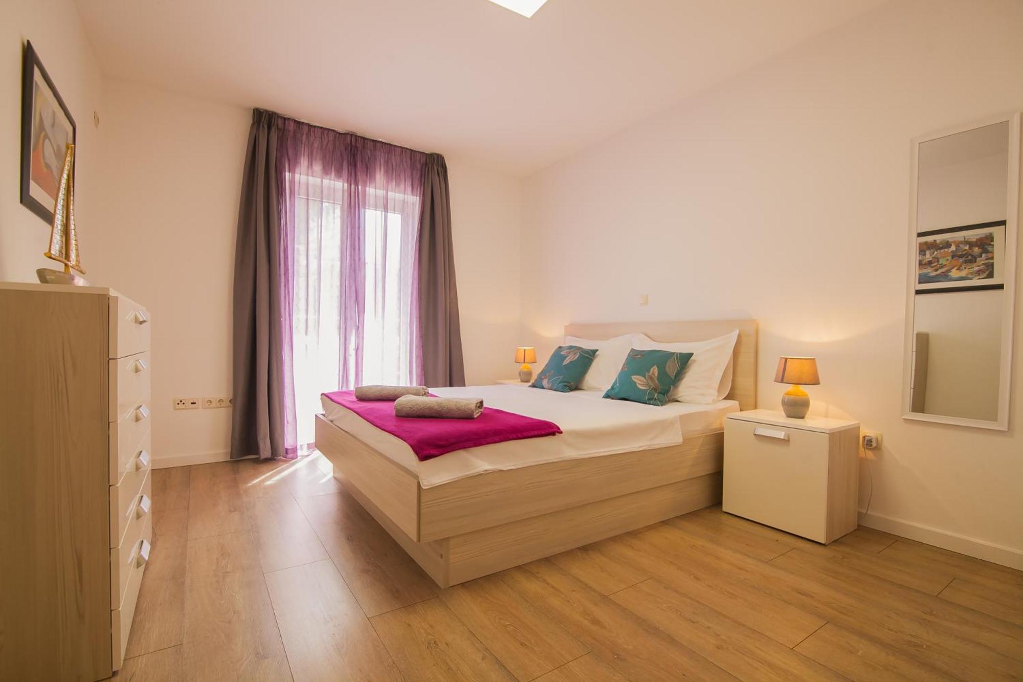 Helvetia Sunny Apartments Μπολ Εξωτερικό φωτογραφία