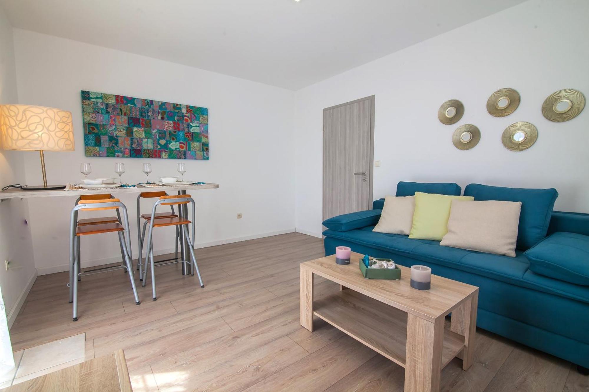 Helvetia Sunny Apartments Μπολ Εξωτερικό φωτογραφία