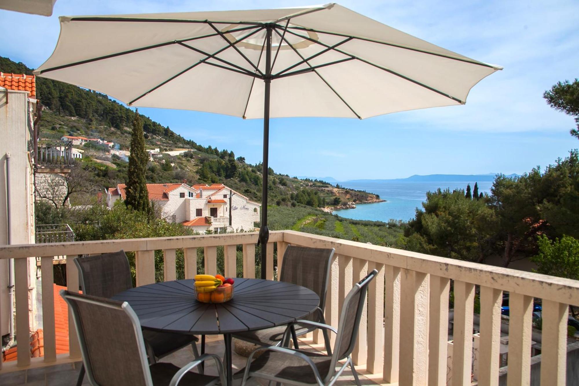 Helvetia Sunny Apartments Μπολ Εξωτερικό φωτογραφία