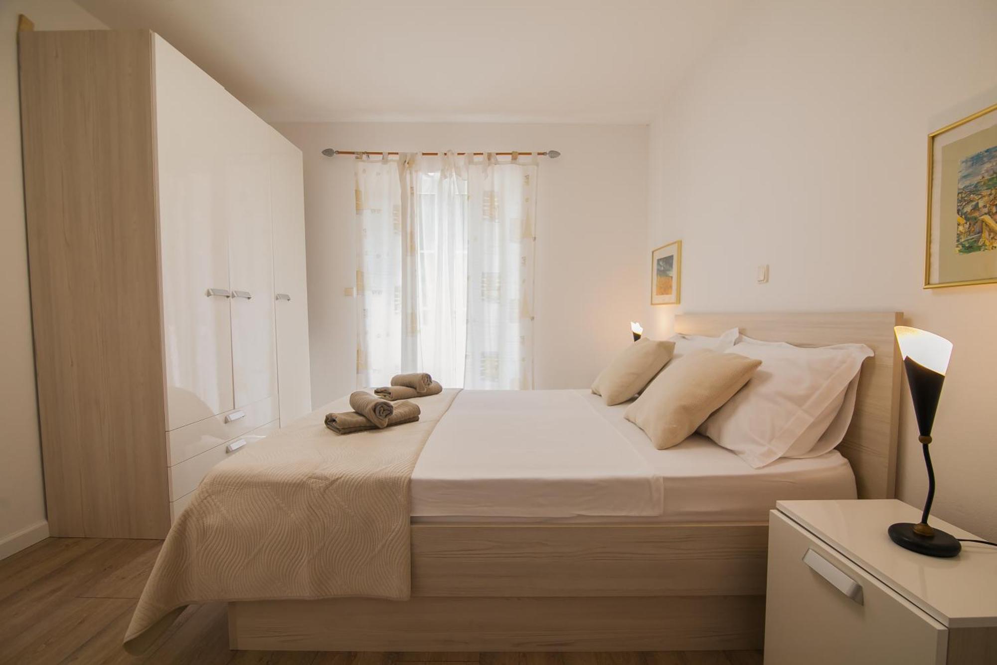 Helvetia Sunny Apartments Μπολ Εξωτερικό φωτογραφία