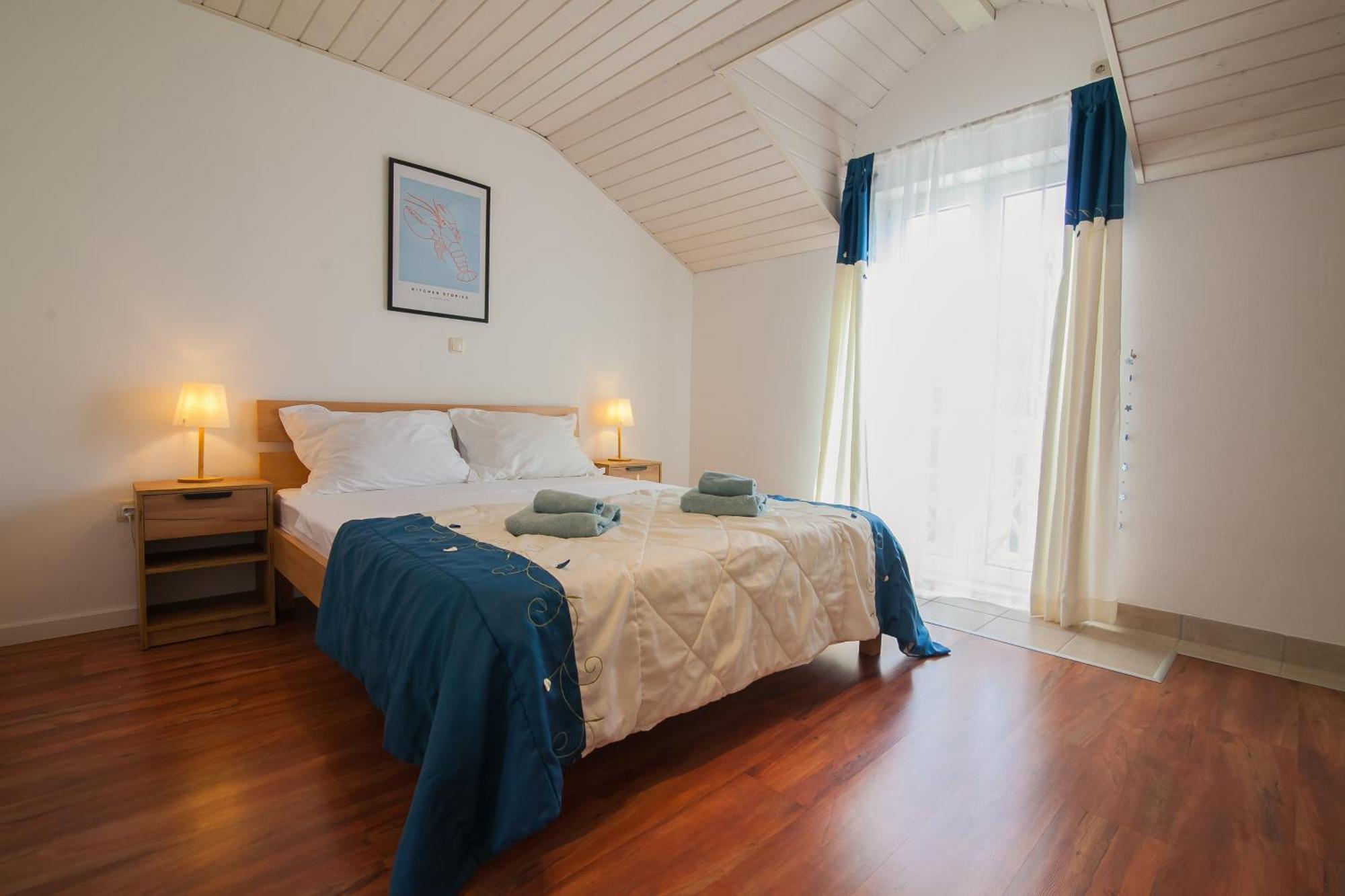 Helvetia Sunny Apartments Μπολ Εξωτερικό φωτογραφία